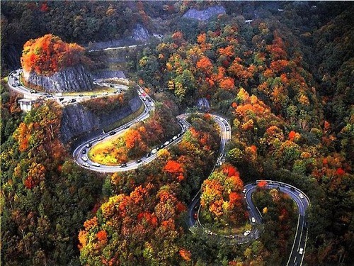 Autumn Switchbacks, Chattanooga, Tennessee