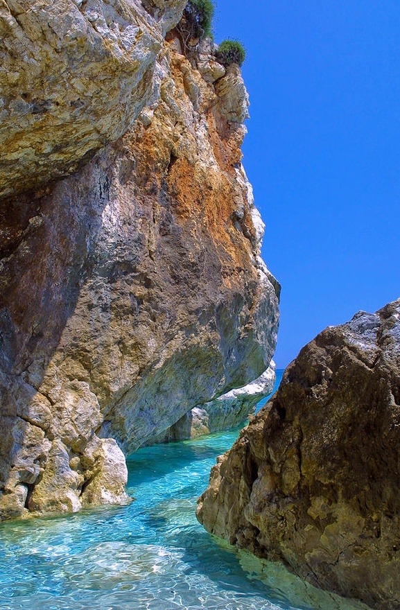 Turquoise Water, Pelion Rocks, Greece