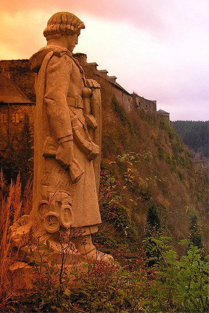 Statue of Godefroid de Bouillon looking towards Bouillon Castle, Belgium