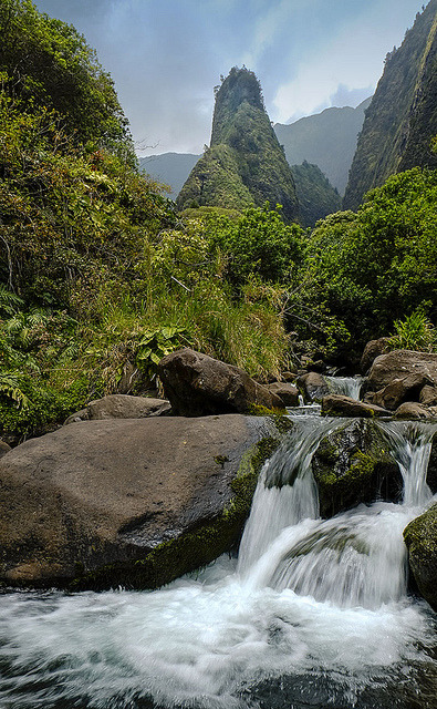Waterfalls at Iao Needle in Maui Island, Hawaii